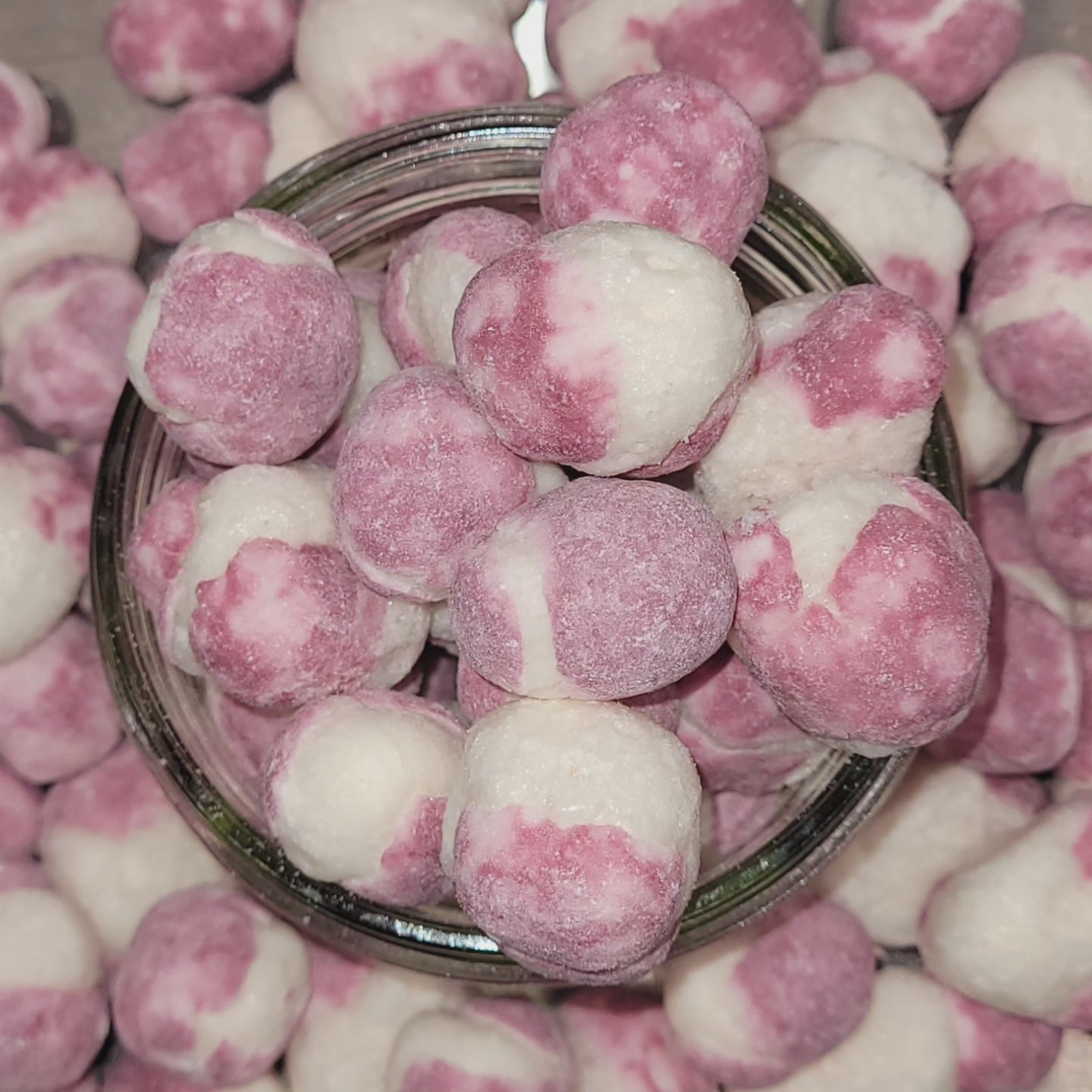 Freeze Dried Black Currant Bon Bons